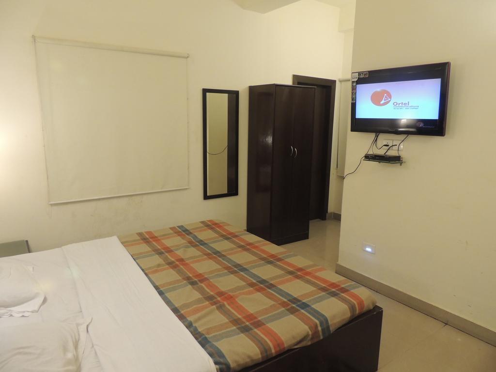 Ambica Residency Hotel Cuttack Exterior photo