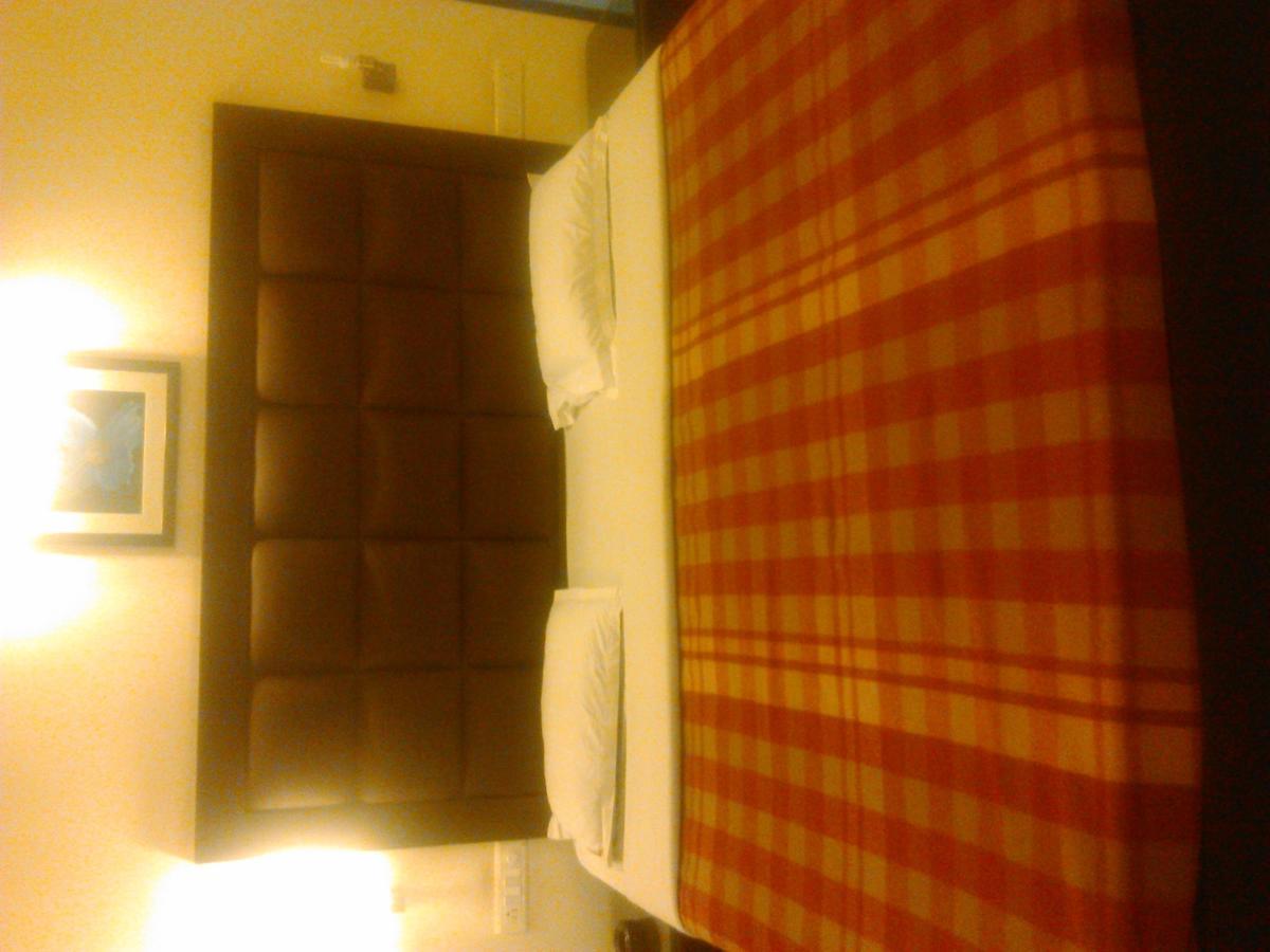 Ambica Residency Hotel Cuttack Room photo